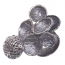 P 41 - Prsten „Prázdný a plný“: patinované stříbro, české granáty